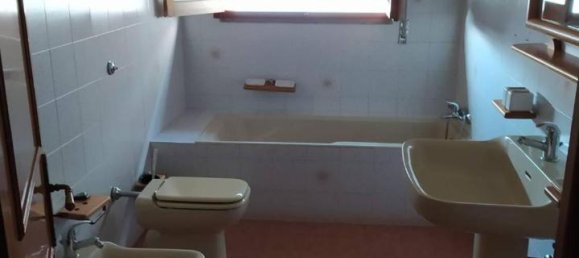 7 rooms Apartment in Torricella, Italy No. 25750 24