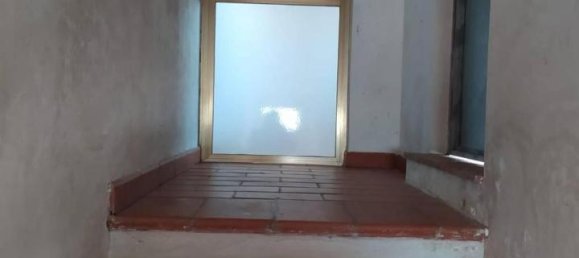 7 rooms Apartment in Torricella, Italy No. 25750 8