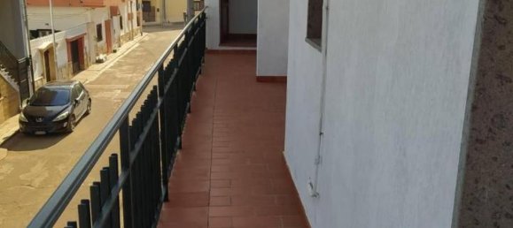 7 rooms Apartment in Torricella, Italy No. 25750 5