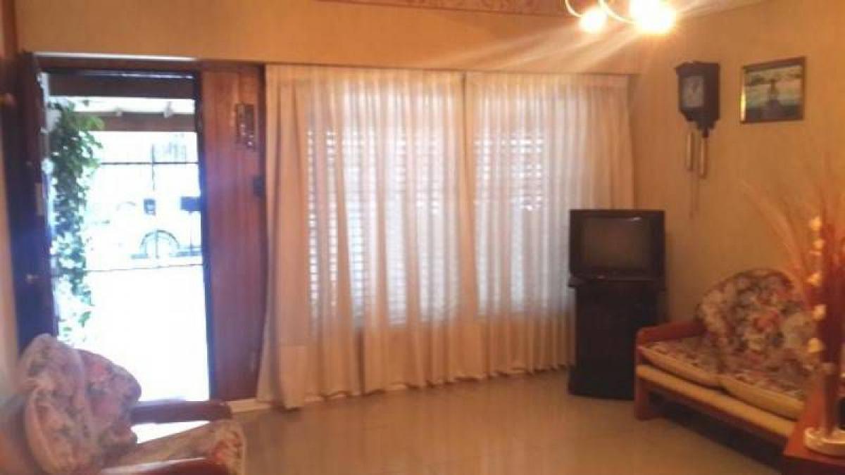 2 bedrooms House in Bermudez, Argentina No. 19792