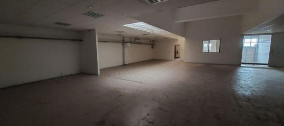 Entrepôt à Ozzero, Italy 559m² No. 379199 10