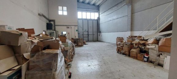 Entrepôt à Ozzero, Italy 559m² No. 379199 5