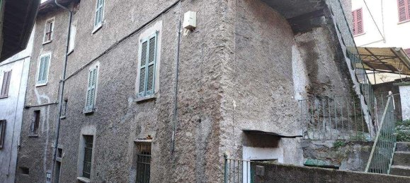 Квартира с 5 комнатами в Донго, Италия № 123393 5