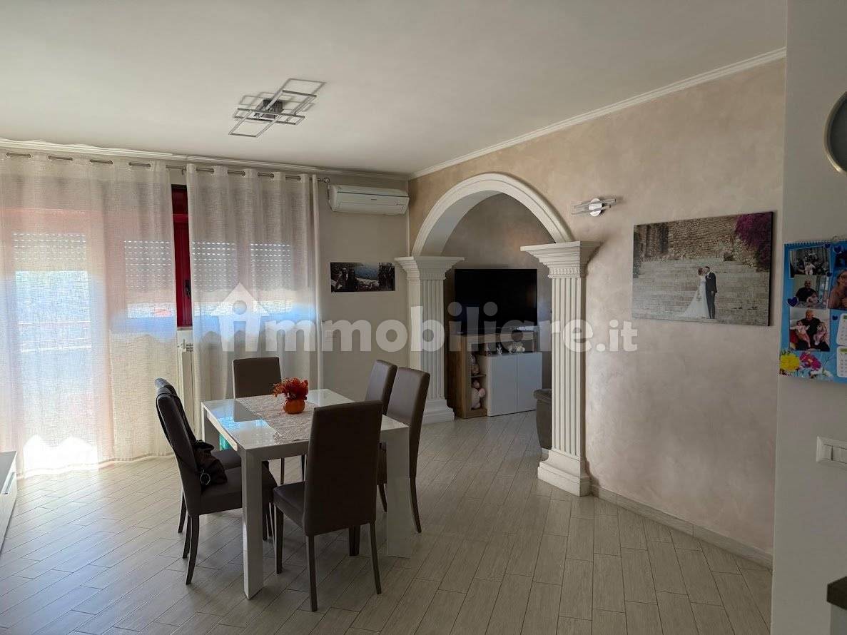 3 bedrooms Apartment in Latina, Italy No. 331108