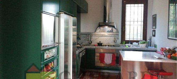 7 rooms House in Ferrara, Italy No. 162744 5