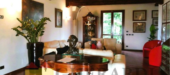 7 rooms House in Ferrara, Italy No. 162744 20