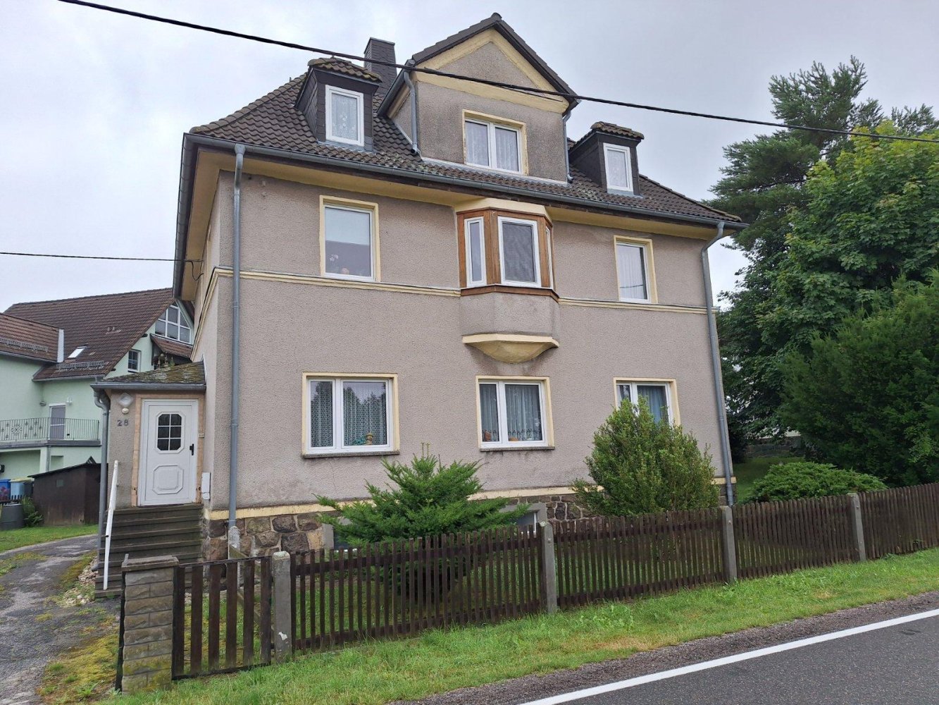 9غرفة منزل في Zwickau, Germany رقم 325790