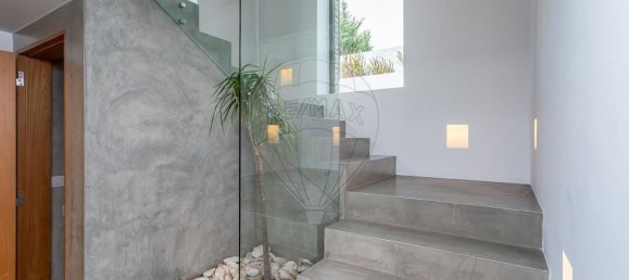 4 bedrooms House in Cascais, Portugal No. 46371 8