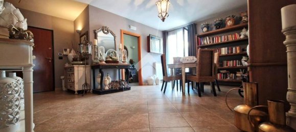 3 Schlafzimmer Wohnung in Mesagne, Italy, Nr. 329649 5