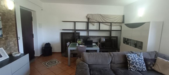 4 Schlafzimmer Wohnung in Giarre, Italy, Nr. 323897 4