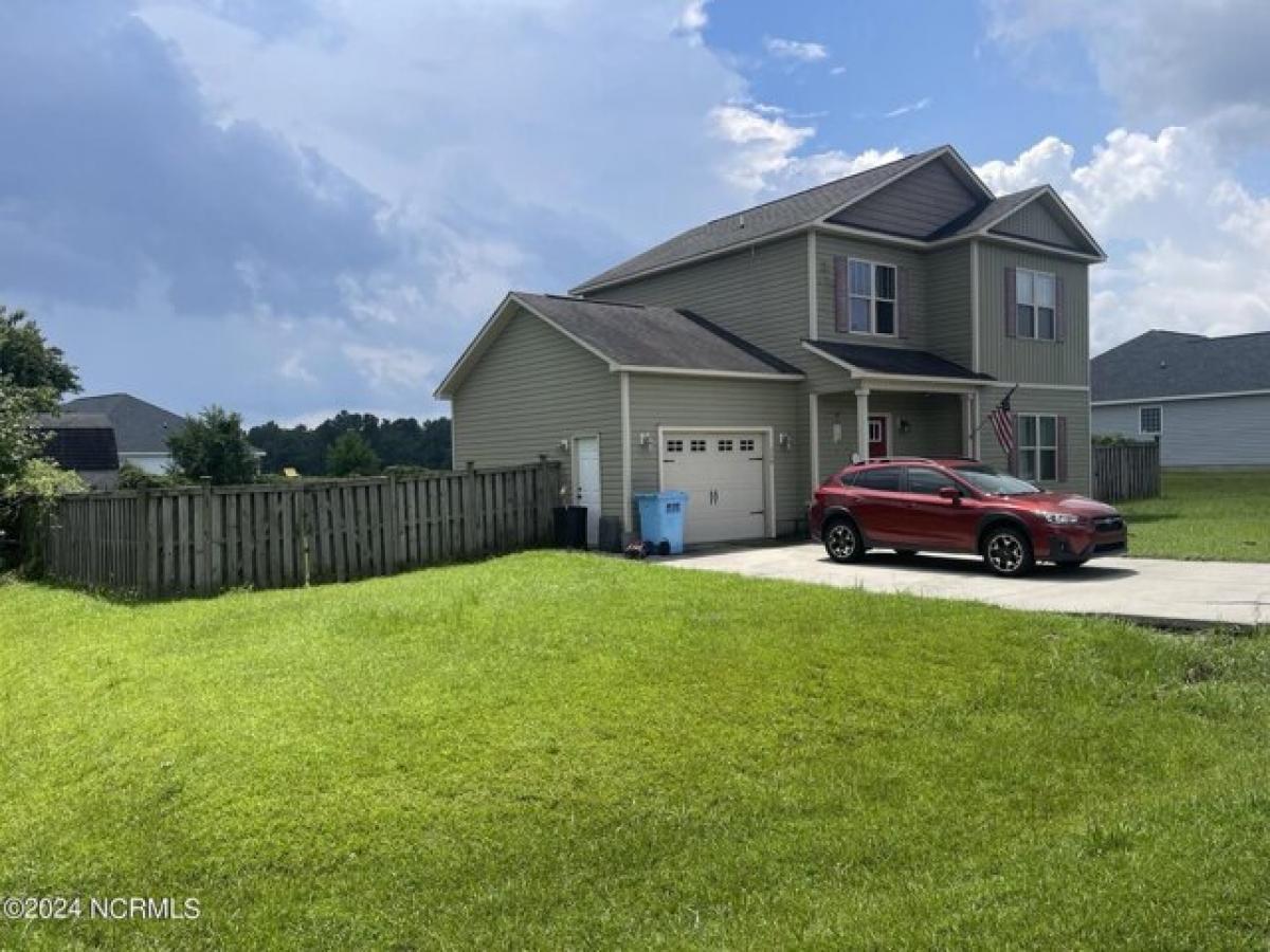 3 bedrooms House in Richlands, USA No. 409219