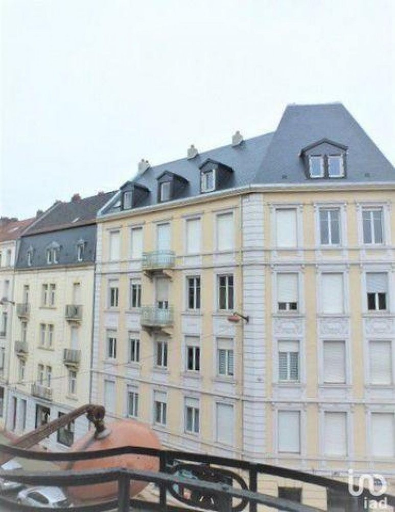 3 bedrooms Condo in Metz, France No. 16591