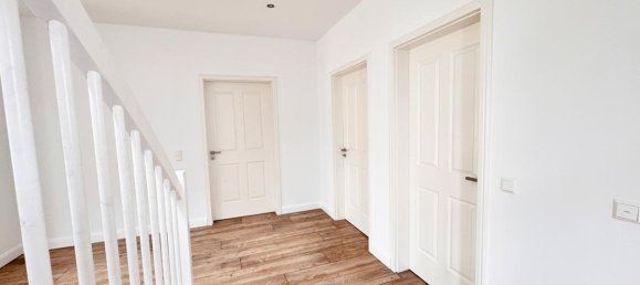 4 Schlafzimmer Haus in Nordrhein-Westfalen, Germany, Nr. 335636 3