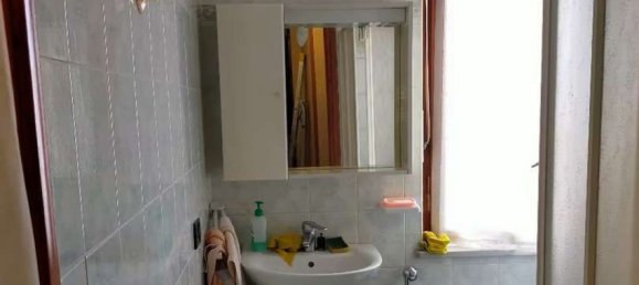 2 bedrooms Apartment in Turin, Italy No. 380305 6