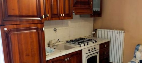 2 bedrooms Apartment in Turin, Italy No. 380305 2