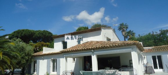 Villa de 5 dormitorios en Grimaud, France No. 198916 21
