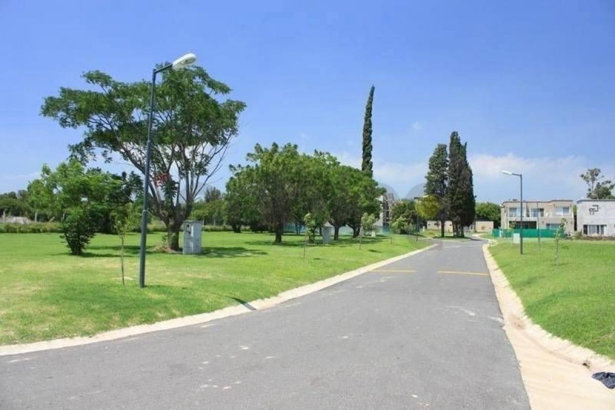  قطعة أرض في Berazategui, Argentina رقم 119354