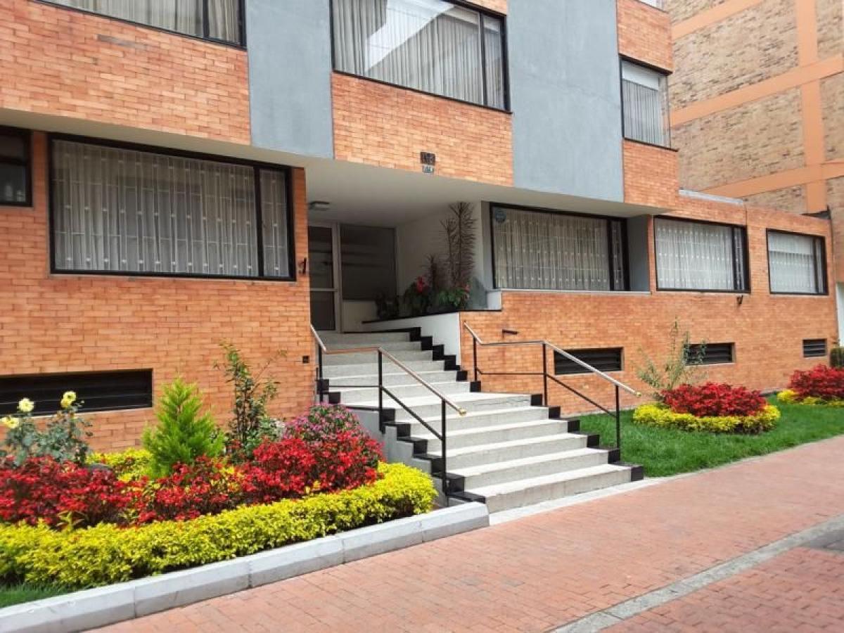 Дом с 3 спальнями в Богота, Колумбия № 13767