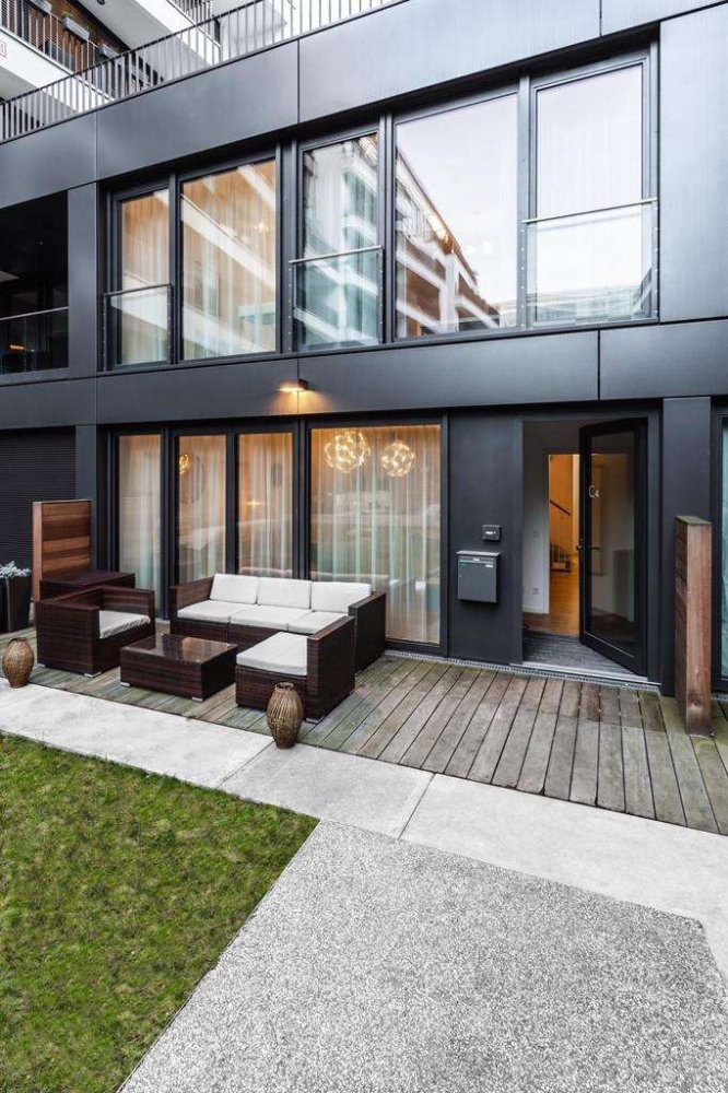 Dúplex de 2 dormitorios en Mitte, Germany No. 261097