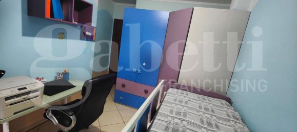 3غرفة شقة في Taranto, Italy رقم 41038 10