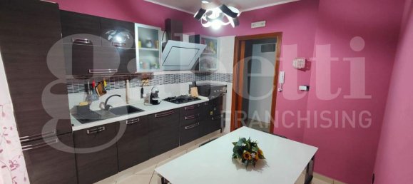 3غرفة شقة في Taranto, Italy رقم 41038 3