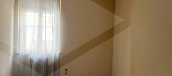 Apartamento de 3 habitaciónes en San Severo, Italy No. 28002 8