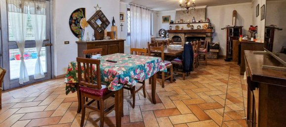 5 Schlafzimmer Villa in Fabrica di Roma, Italy, Nr. 285365 15