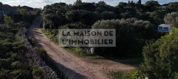 Grundstück in Figari, France 1500m², Nr. 315824 3