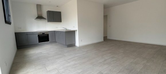 3 bedrooms House in Sarthe, France No. 333275 6