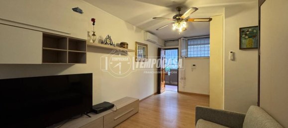 Studio in Rome, Italy, Nr. 333632 6