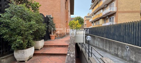 Studio in Rome, Italy, Nr. 333632 3