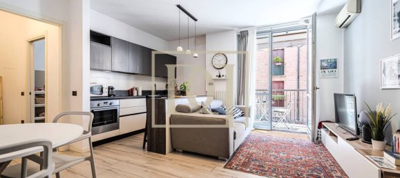 2 bedrooms Apartment in Milan, Italy No. 337964 2