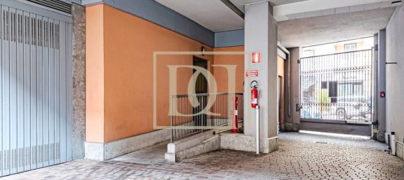 2 bedrooms Apartment in Milan, Italy No. 337964 35