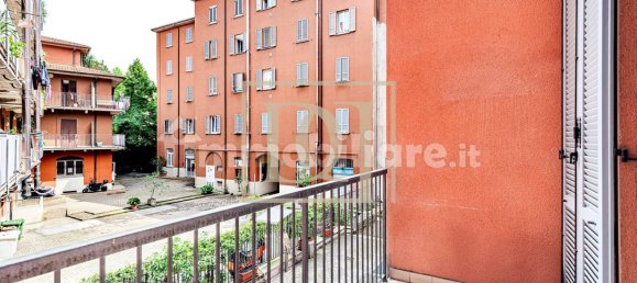 2 bedrooms Apartment in Milan, Italy No. 337964 25