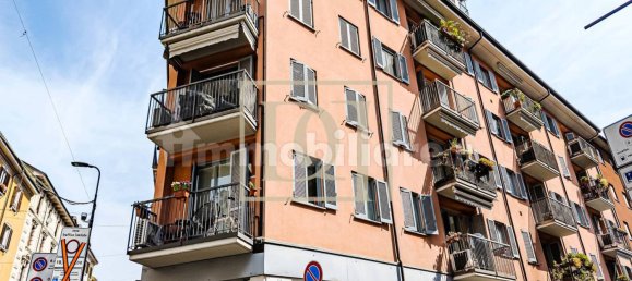 2 bedrooms Apartment in Milan, Italy No. 337964 37
