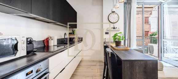 2 bedrooms Apartment in Milan, Italy No. 337964 9