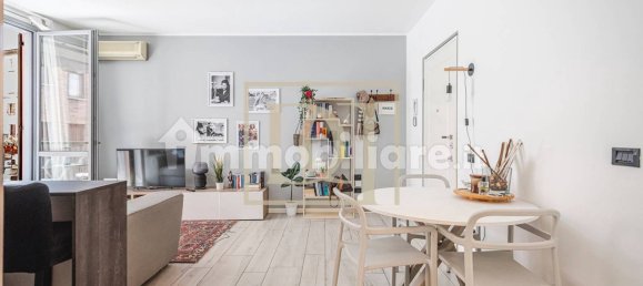 2 bedrooms Apartment in Milan, Italy No. 337964 12