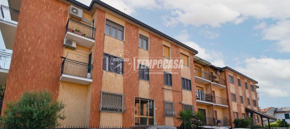 Apartamento de 3 divisões em Cologno Monzese, Italy N.º 268866 3