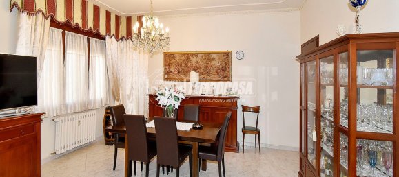 Apartamento de 3 divisões em Cologno Monzese, Italy N.º 268866 9