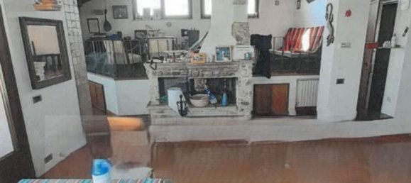 4 rooms Apartment in Sarezzano, Italy No. 190987 9