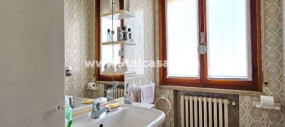 3 bedrooms Villa in Borgo Virgilio, Italy No. 353799 36