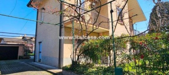 3 bedrooms Villa in Borgo Virgilio, Italy No. 353799 6