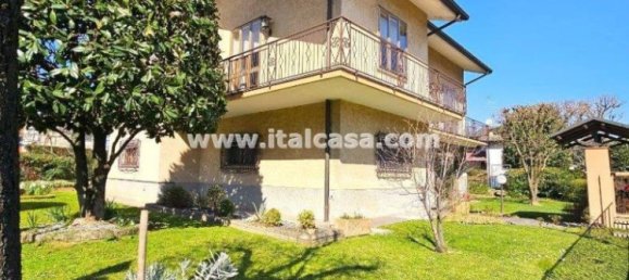 3 bedrooms Villa in Borgo Virgilio, Italy No. 353799 2