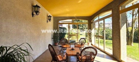 3 bedrooms Villa in Borgo Virgilio, Italy No. 353799 10