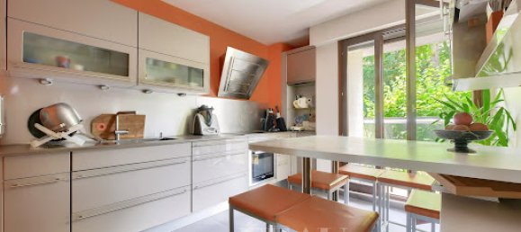 4 bedrooms Apartment in Saint-Cloud, France No. 175119 4