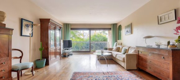 4 bedrooms Apartment in Saint-Cloud, France No. 175119 3