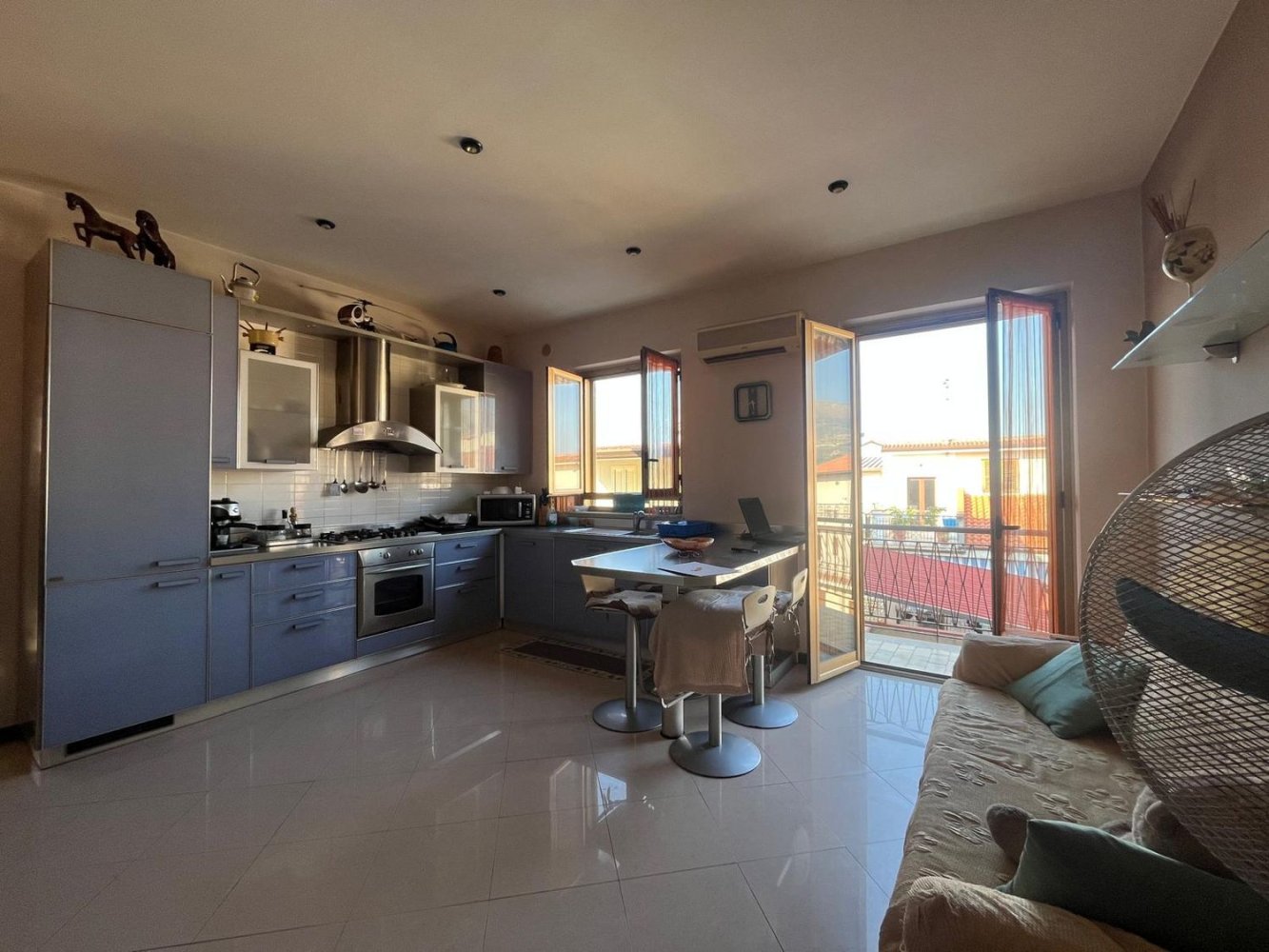 4 chambres Maison à Torrenova, Italy No. 355007