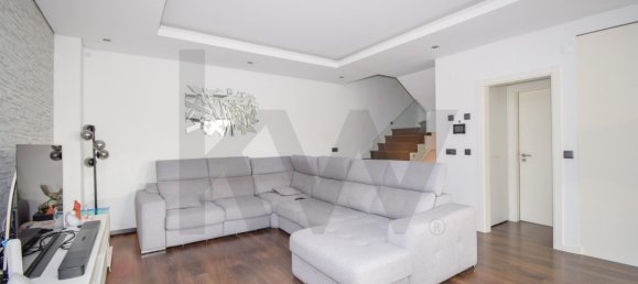 Casa de 3 dormitorios en Cascais, Portugal No. 190233 4