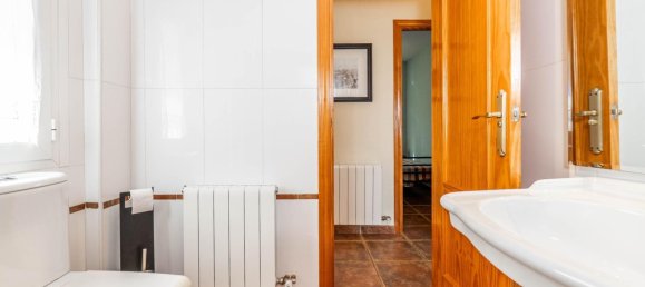 3 bedrooms House in La Zubia, Spain No. 168904 9