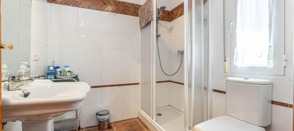 3 bedrooms House in La Zubia, Spain No. 168904 8